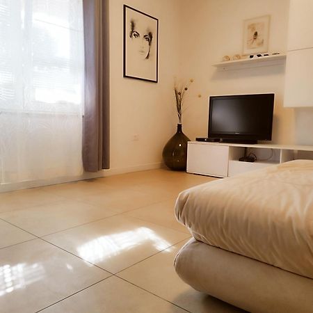 Apartments Merlin Novigrad  Bagian luar foto
